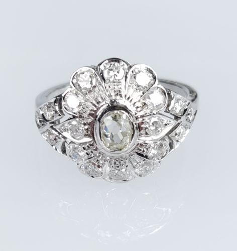 Diamonds ring
, antique Warsaw, jewelry, old jewelry, Galeria Żak, art, antiques