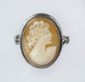 Cameo ring, antique Warsaw, jewelry, old jewelry, Galeria Żak, art, antiques