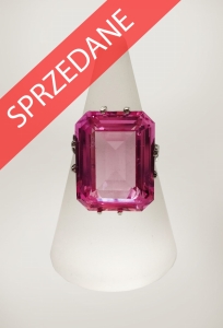 Pierścionek z turmalinem