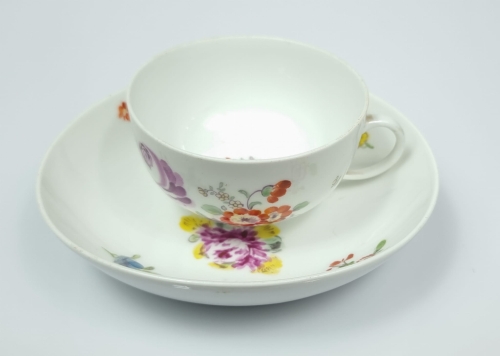 Filiżanka, Miśnia, 1763-1774Filiżanka, Miśnia, 1763-1774, , antyki Warszawa, skup antyków, porcelana, stara porcelana, Galeria Żak