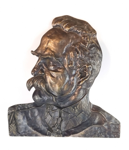 A plaque with a bust of Józef Piłsudski, Feliks Robakowski, 1922  , antique Warsaw, decorative objects, antique home decorations, Galeria Żak, art, antiques