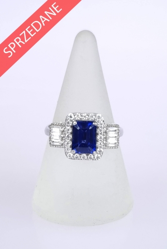 Pierscionek-z-szafirem-i-brylantami-,-antyki-Warszawa,-skup-antykow,-dawna-bizuteria,-antyki,-Galeria-Zak.jpg