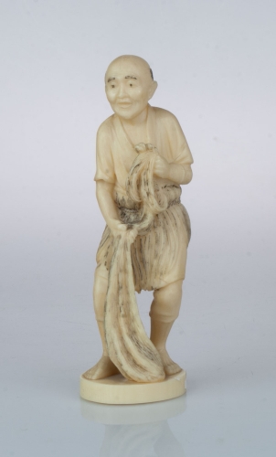 Fisherman, Japan, Meiji period (1868-1912), antique Warsaw, antique home decorations, Galeria Żak, art, asian, oriental, sculpture