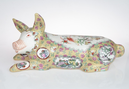 Pig famille rose, China, early 20th century, antique Warsaw, antique porcelain, old porcelain, Galeria Żak, art, antiques