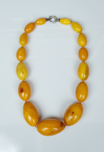 Amber necklace , antique Warsaw, jewelry, old jewelry, Galeria Żak, art, antiques