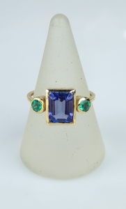 Tanzanite  and emerald ring