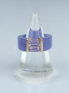 Jade amethyst ring