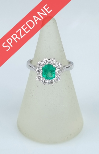 Pierscionek-z-brylantami-i-szmaragdem,-antyki-Warszawa,-skup-antykow,-dawna-bizuteria,-antyki,-Galeria-Zak.jpg