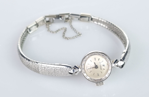 Watch, Bulova, antique Warsaw, jewelry, old jewelry, Galeria Żak, art, antiques