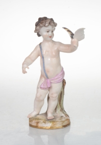 Johann Joachim Kändler "Putto z motylem", Miśnia, XIX w. 