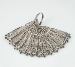 Pendant, early 20th century 