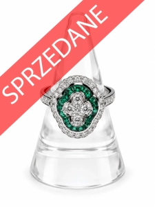 Pierścionek z brylantami i szmaragdami 