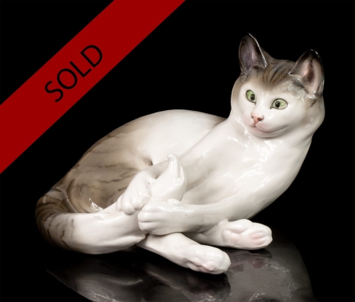 Cat, Fritz Pfeffer Porzellanfabrik, Gotha, Germany, circa 1920, antiques, old porcelain, antique porcelain, antiques Warsaw, Galeria Żak