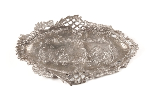  Small dish, Germany, 19th/20th century
